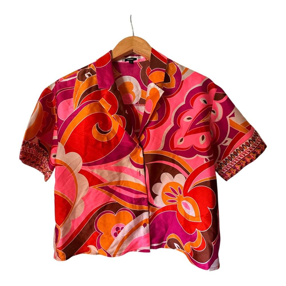 Express Retro Floral Pattern Short Sleeve Button-Down Shirt